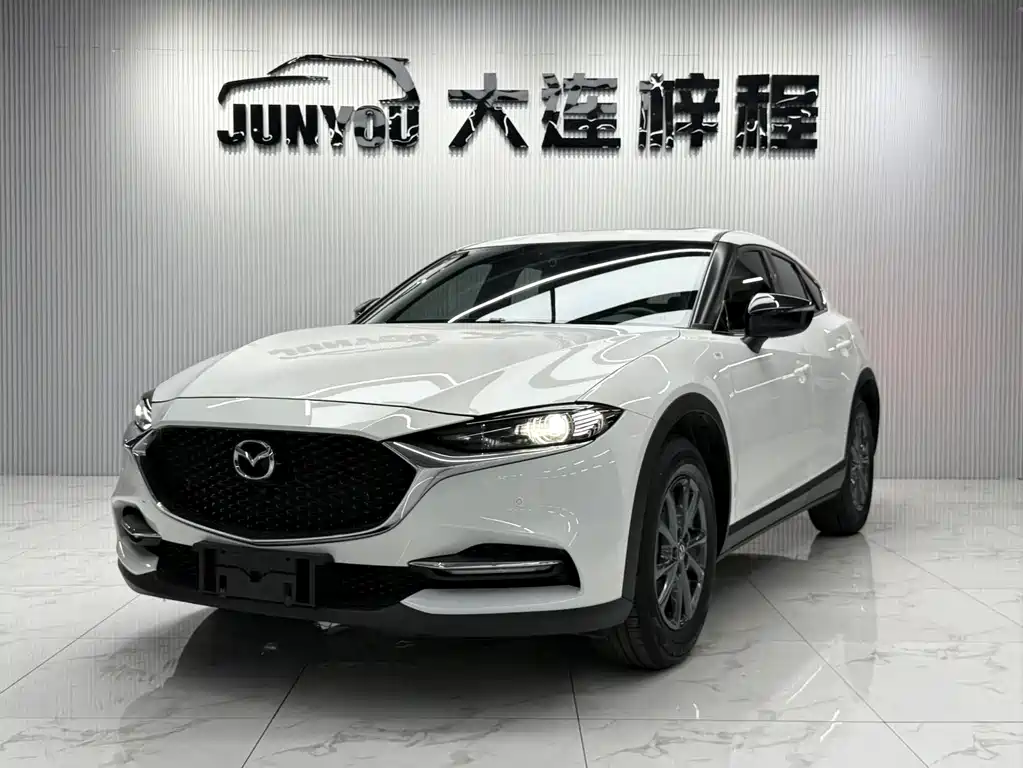 Mazda CX-4 2023 — фото 1