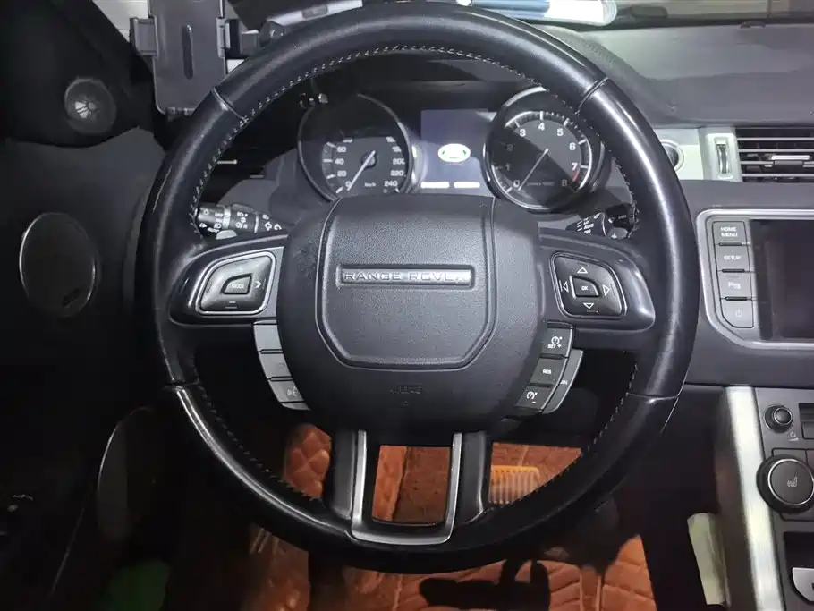 Land Rover Evoque 2014 — фото 15
