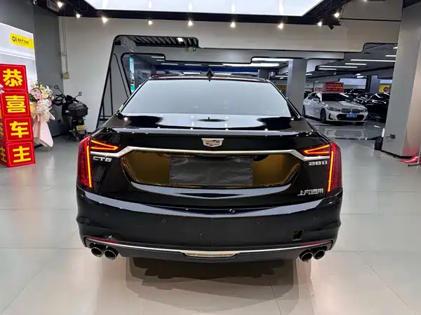 Cadillac CT6 2023