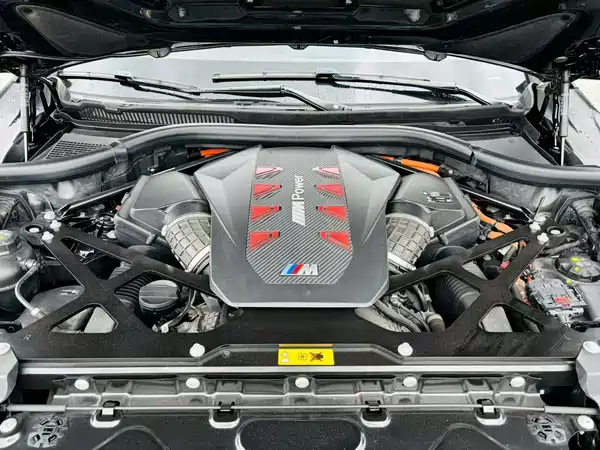 BMW XM 2024