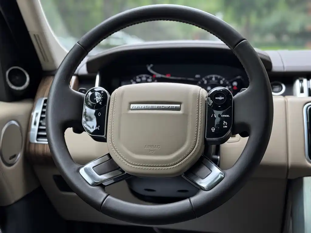 Land Rover Range Rover 2019 — фото 16