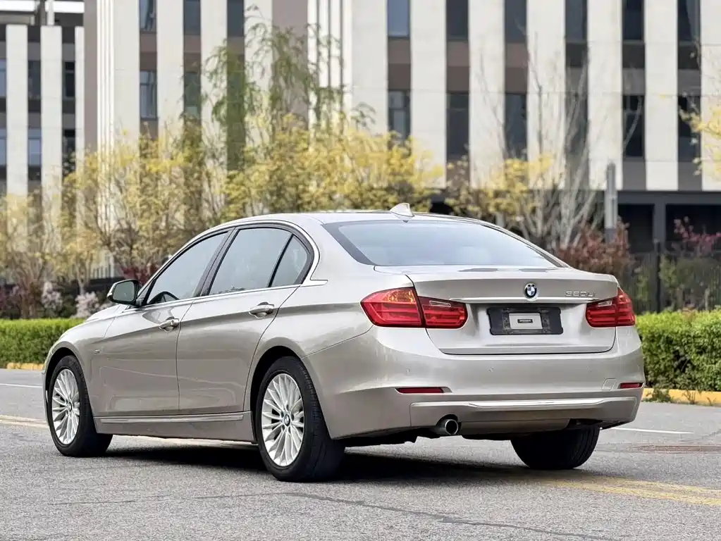 BMW 3 Series 2013 — фото 22