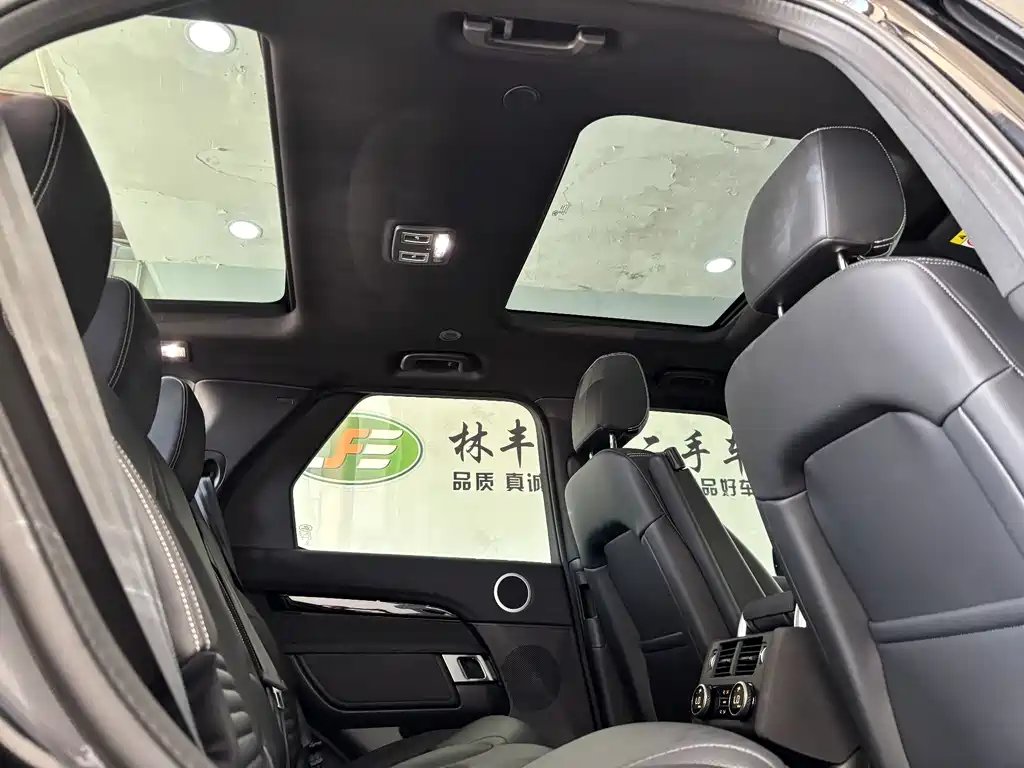 Land Rover Discovery 2026 — фото 26