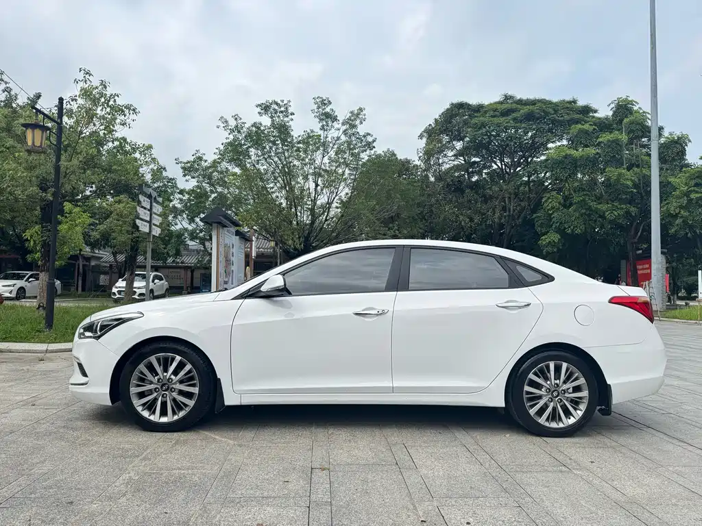 Hyundai Mistra 2017 — фото 4