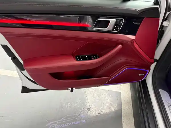 Porsche Panamera 2019