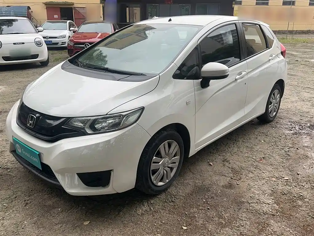 Honda Fit 2016 — фото 1