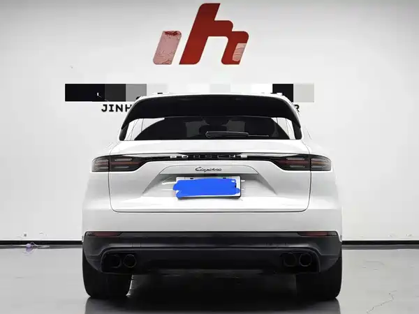 Porsche Cayenne 2021