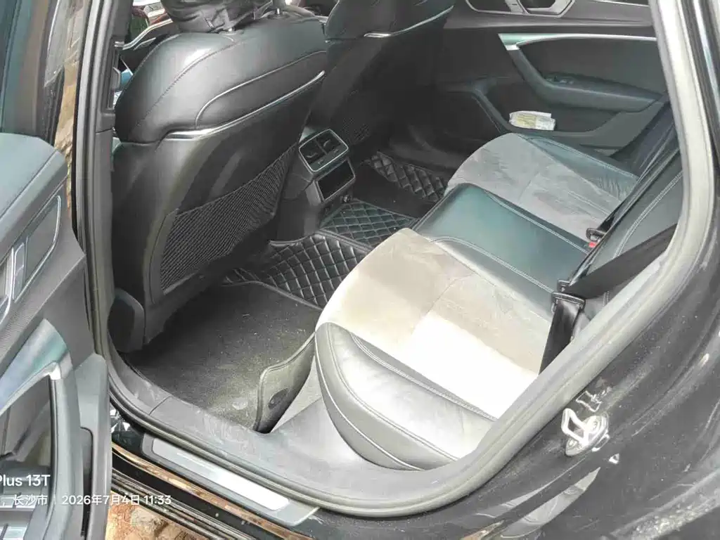 Audi A6L 2023