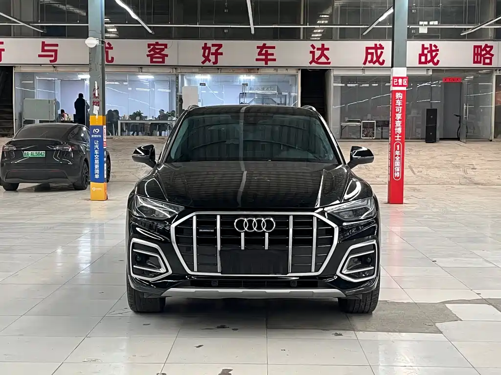 Audi Q5L 2022 — фото 2