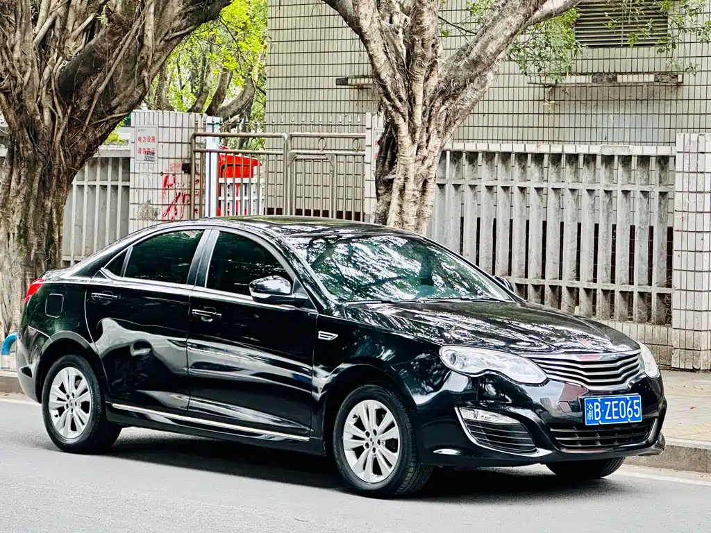 Roewe 550 2015 — фото 12