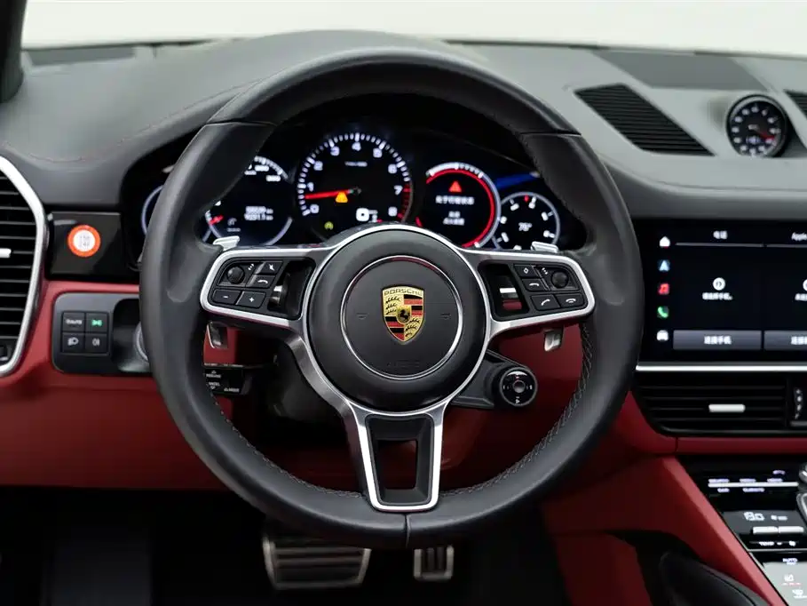 Porsche Cayenne 2022 — фото 15