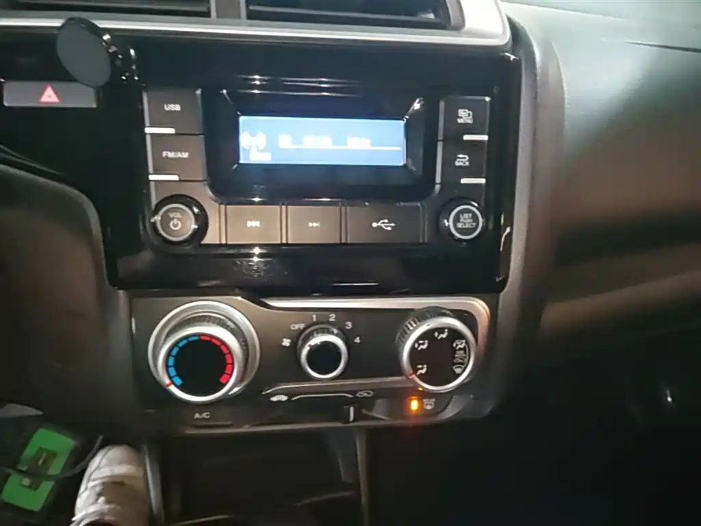 Honda Fit 2018 — фото 13