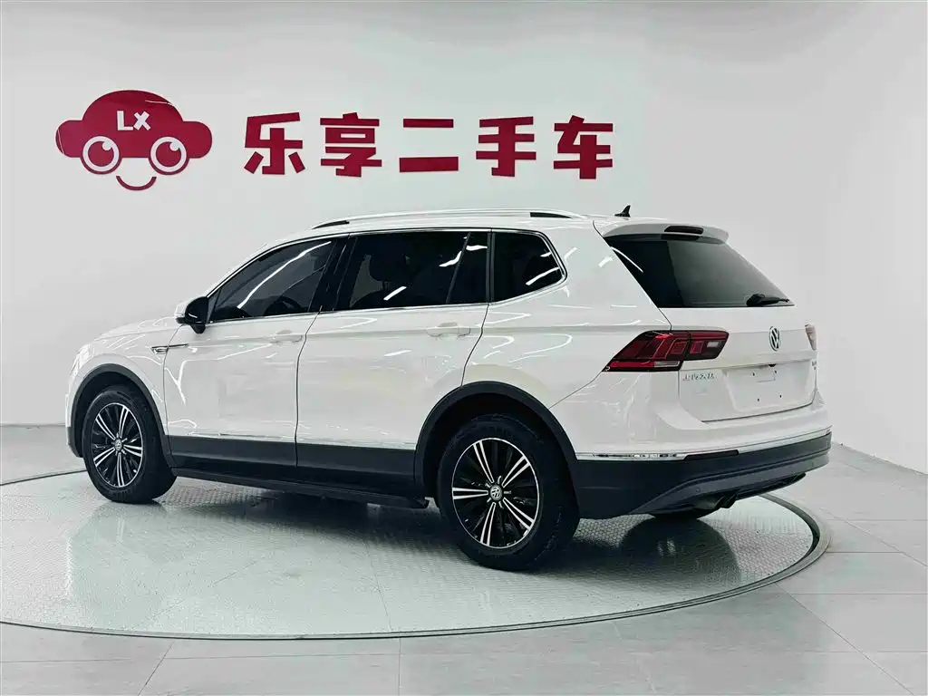 Volkswagen Tiguan L 2019 — фото 3