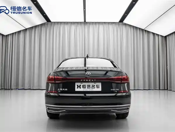 Volkswagen Passat 2023