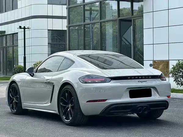 Porsche 718 2024