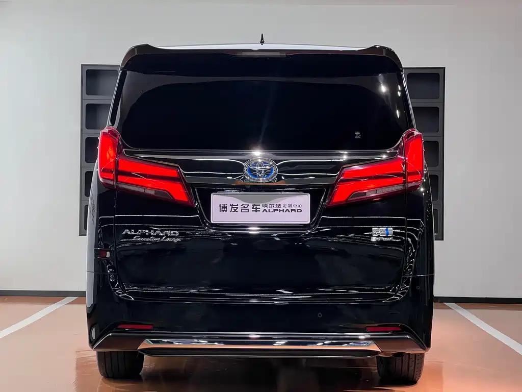 Toyota Alphard 2023 — фото 6