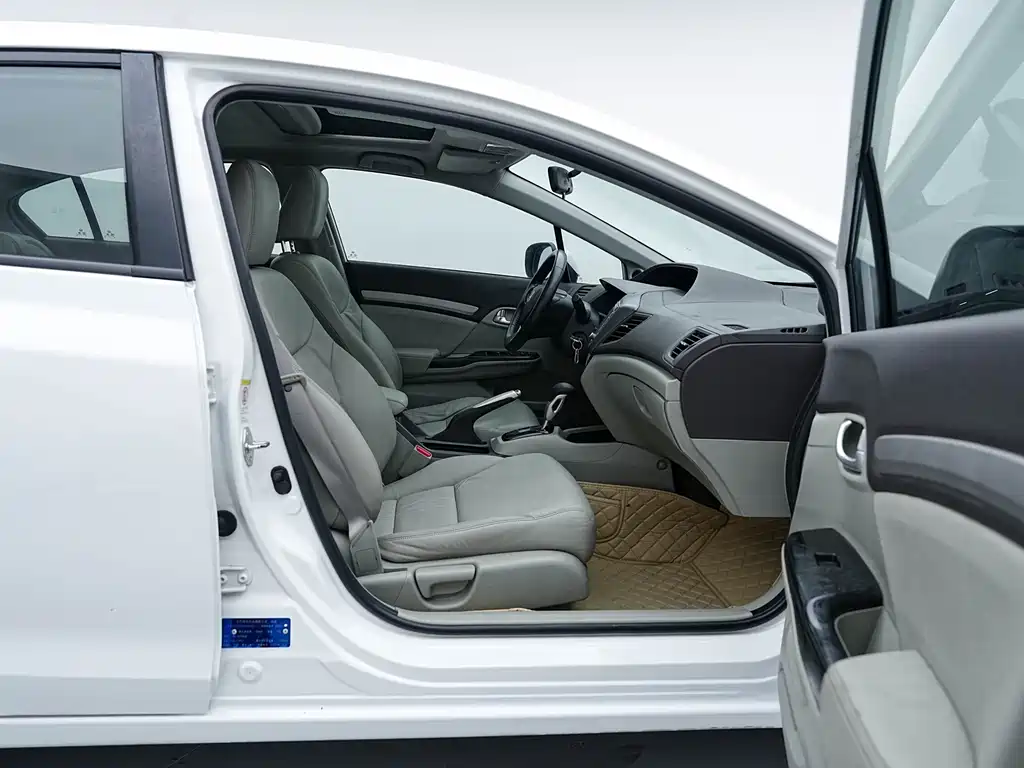 Honda Civic 2013 — фото 13