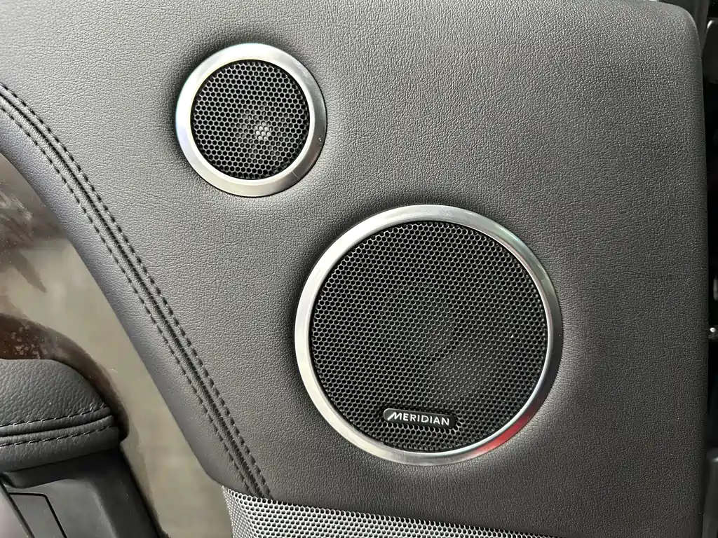 Land Rover Range Rover 2021 — фото 15