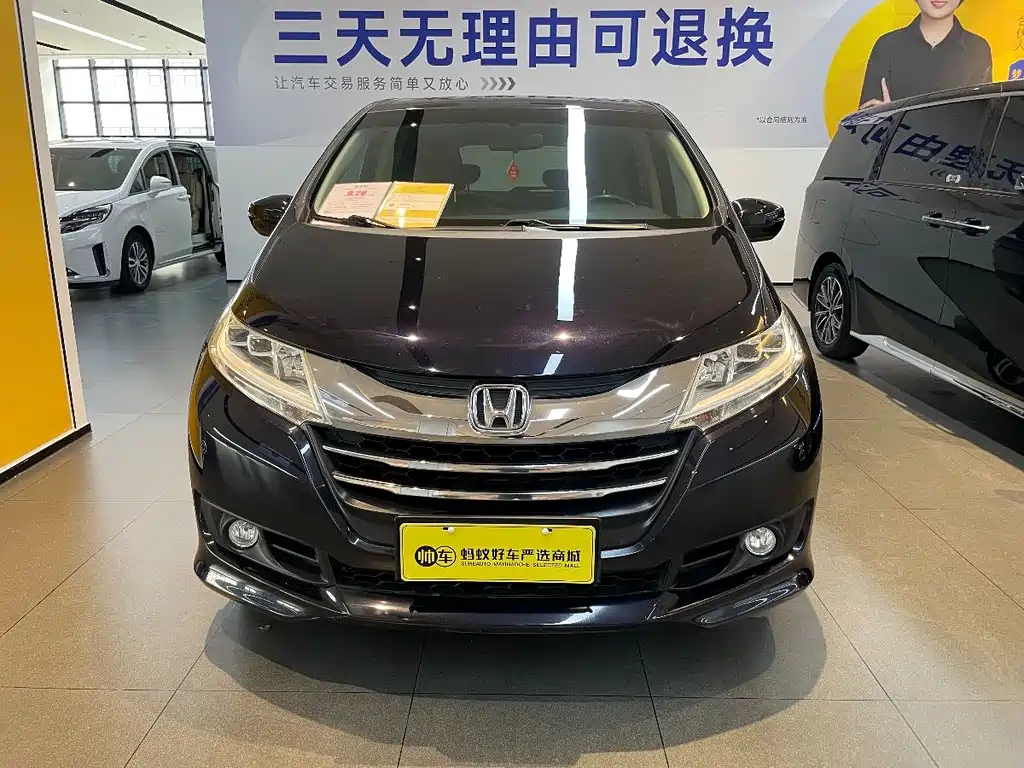 Honda Odyssey 2016 — фото 2