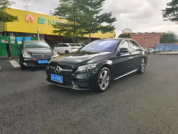 Mercedes-Benz C-Class 2020