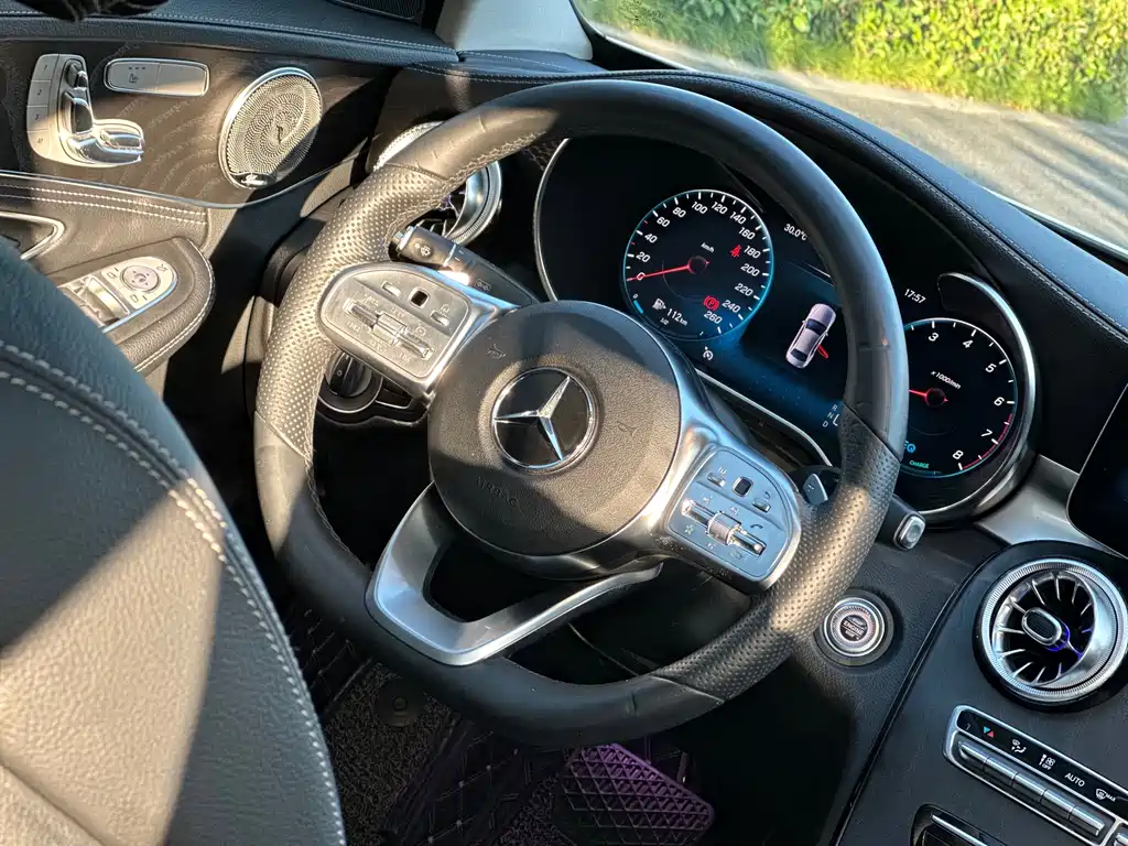 Mercedes-Benz C-Class 2020 — фото 15
