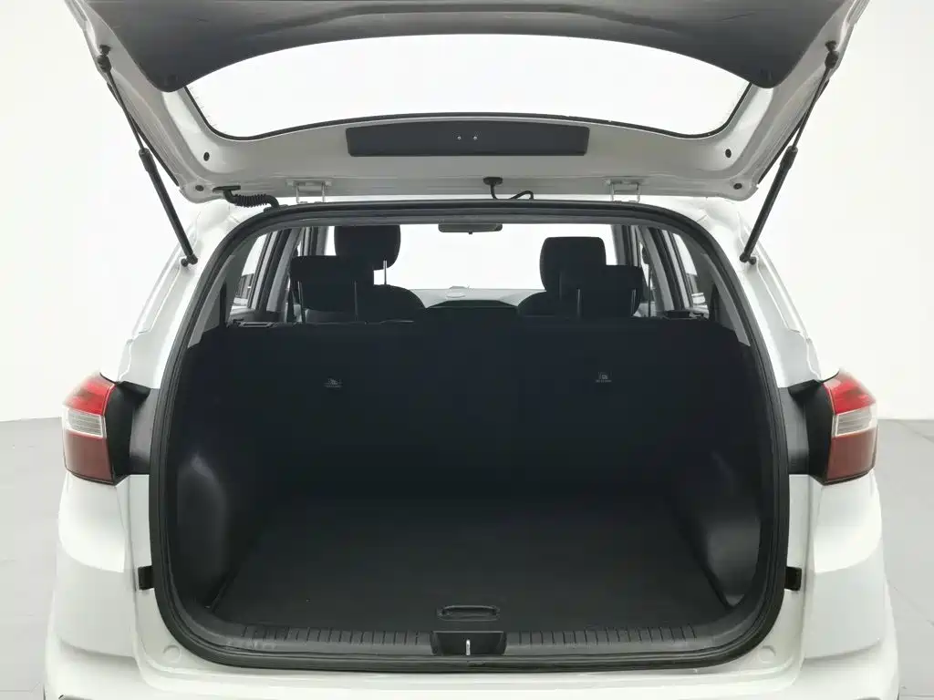 Hyundai ix25 2015 — фото 16