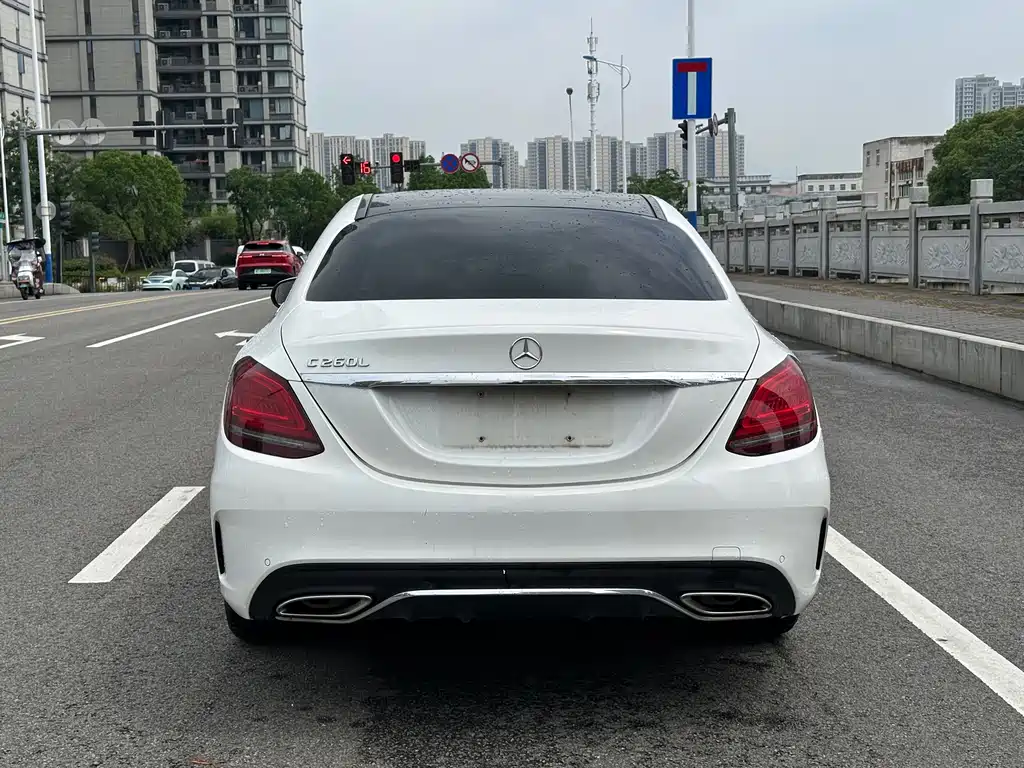 Mercedes-Benz C-Class 2019 — фото 8