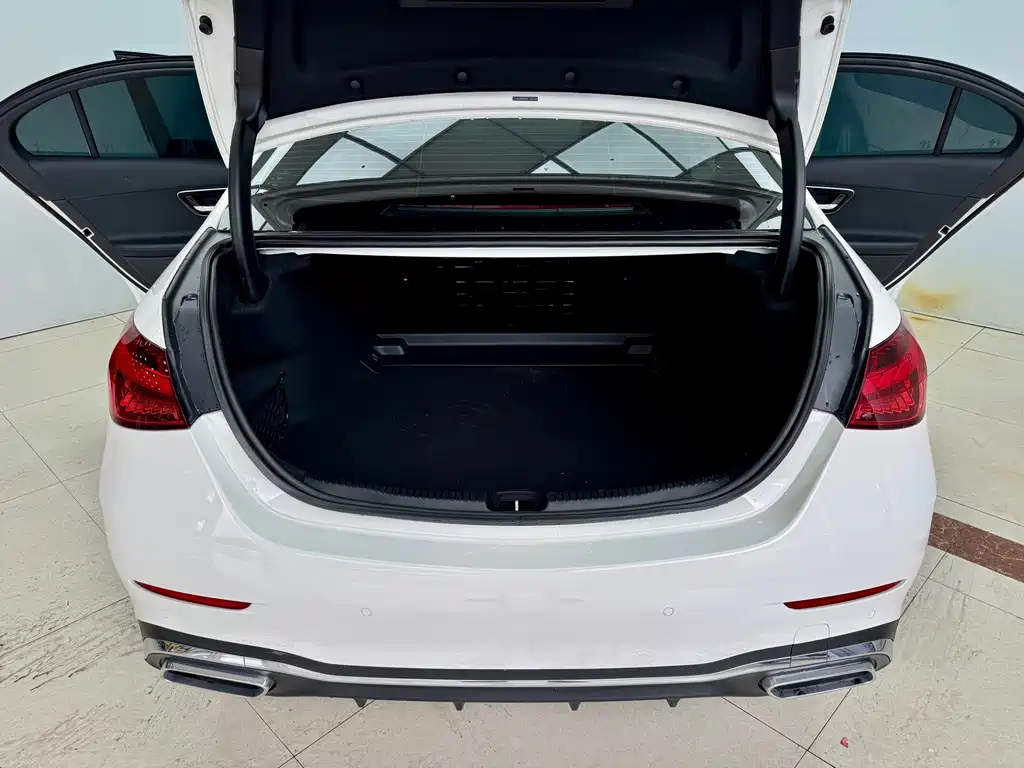 Mercedes-Benz C-Class 2022 — фото 21