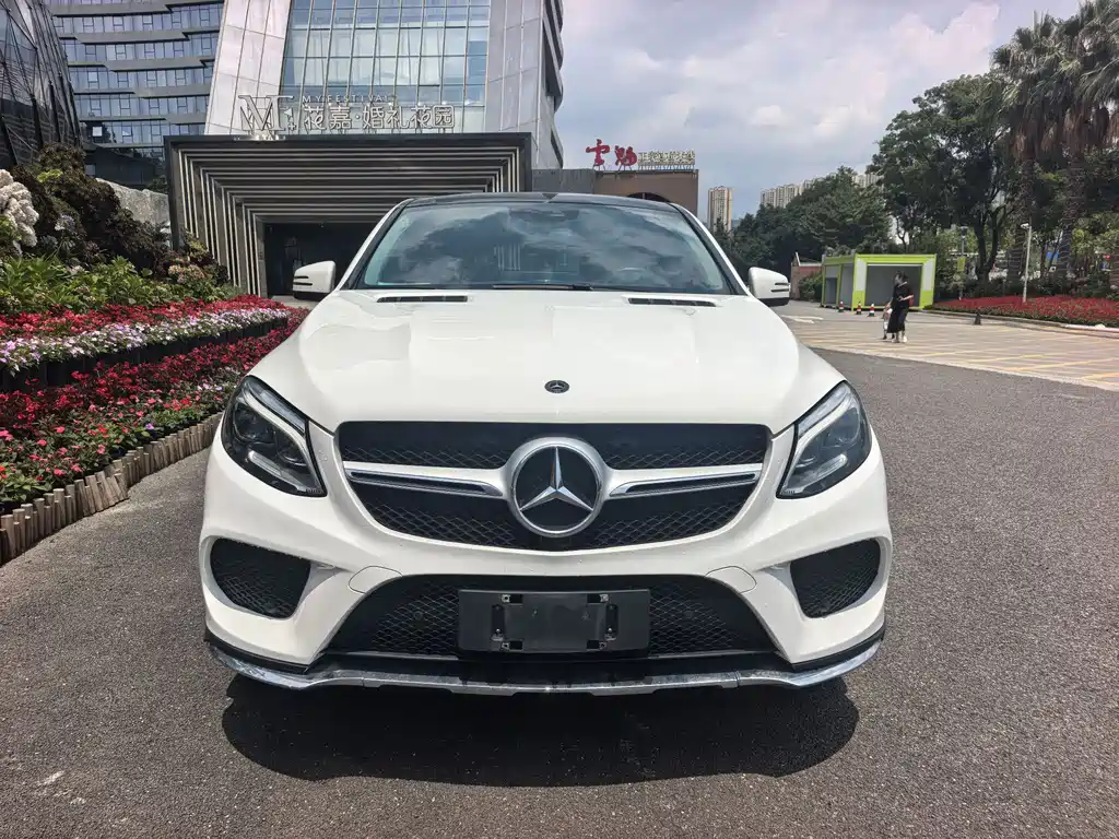 Mercedes-Benz GLE Coupe 2018 — фото 1