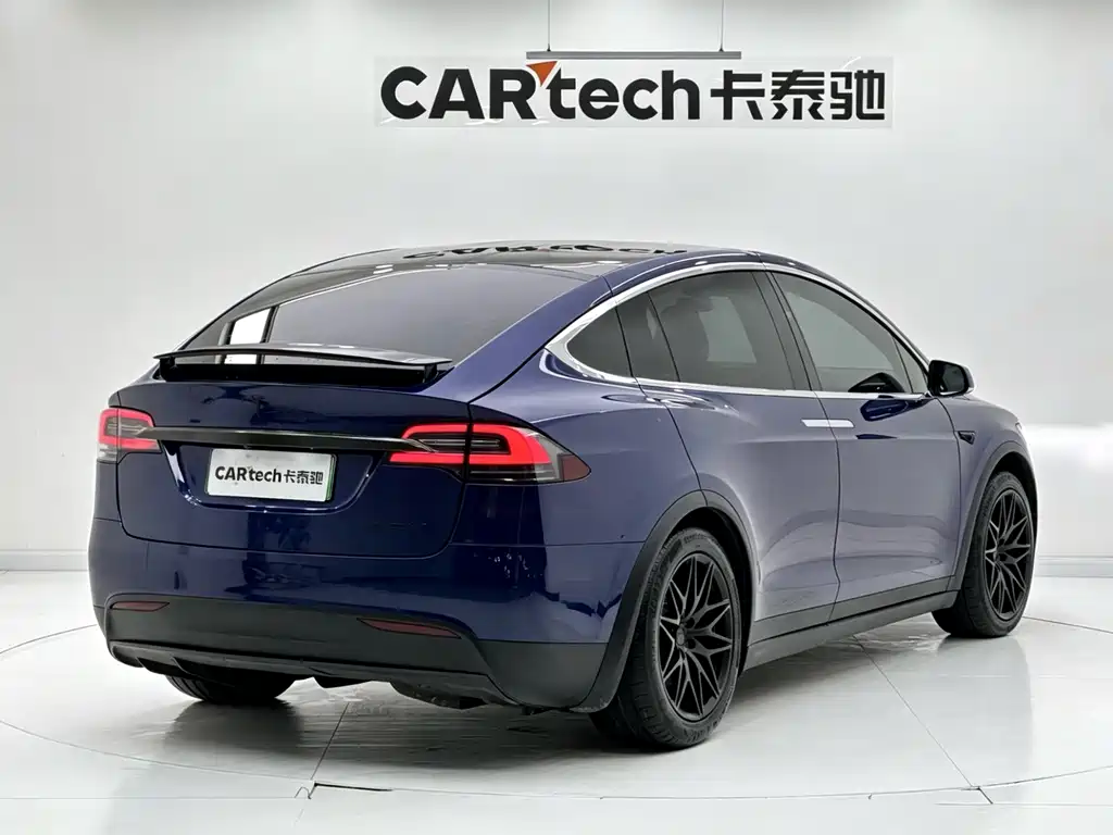 Tesla Model X 2017 — фото 5