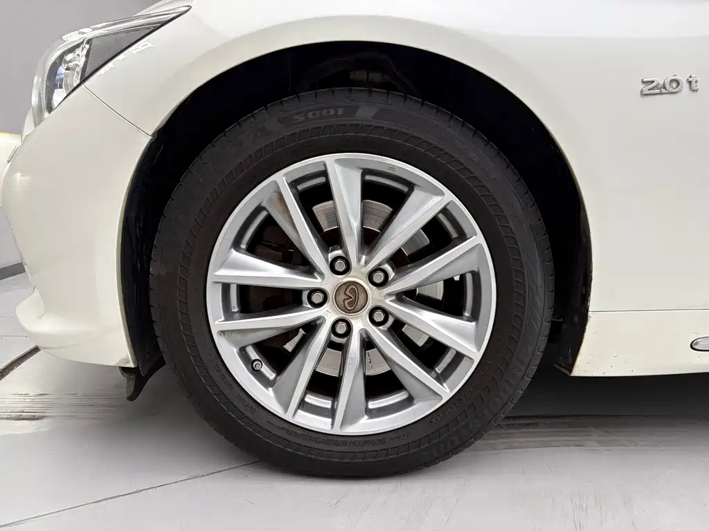 Infiniti Q50L 2015 — фото 14