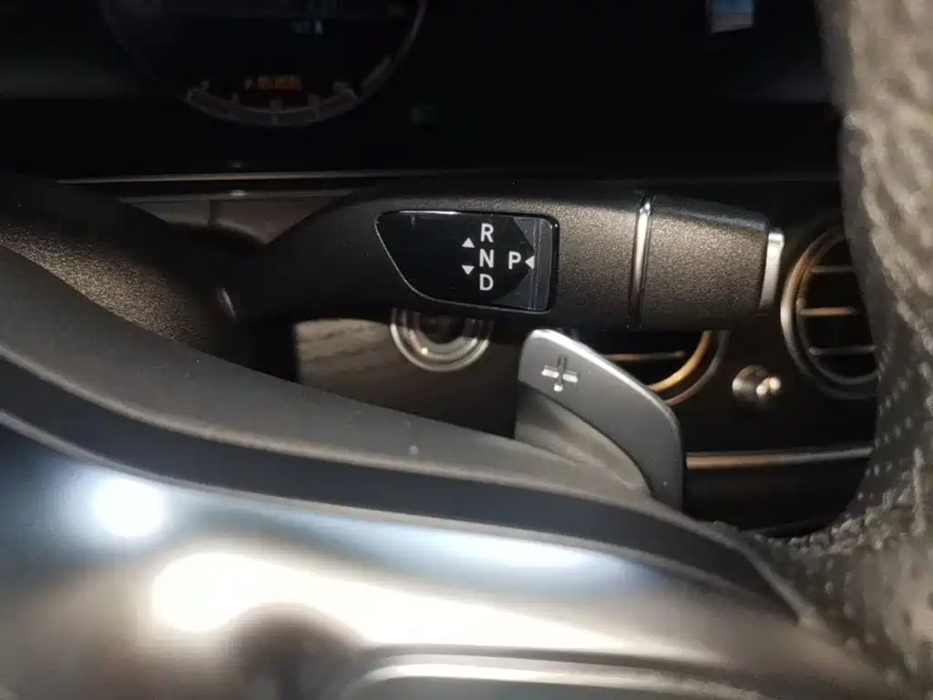 Mercedes-Benz E-Class 2019 — фото 14
