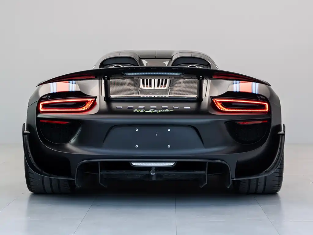 Porsche 918 Spyder 2016 — фото 14