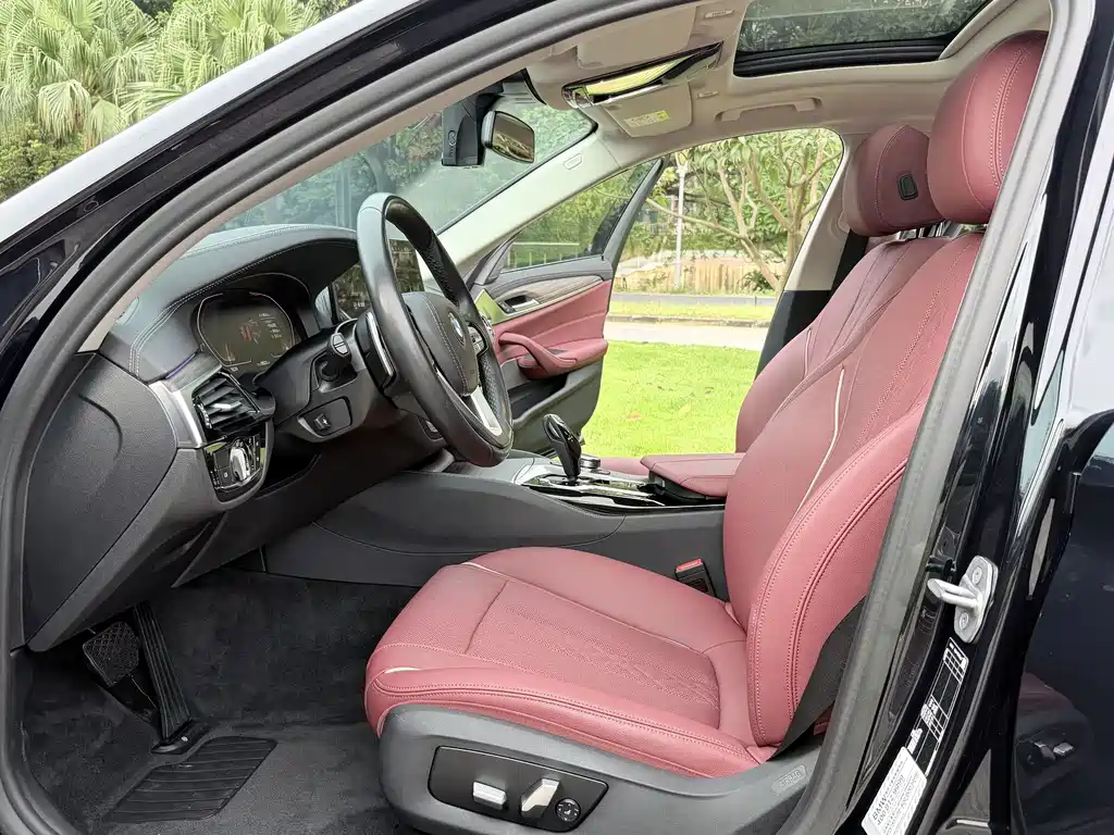 BMW 5 Series 2022