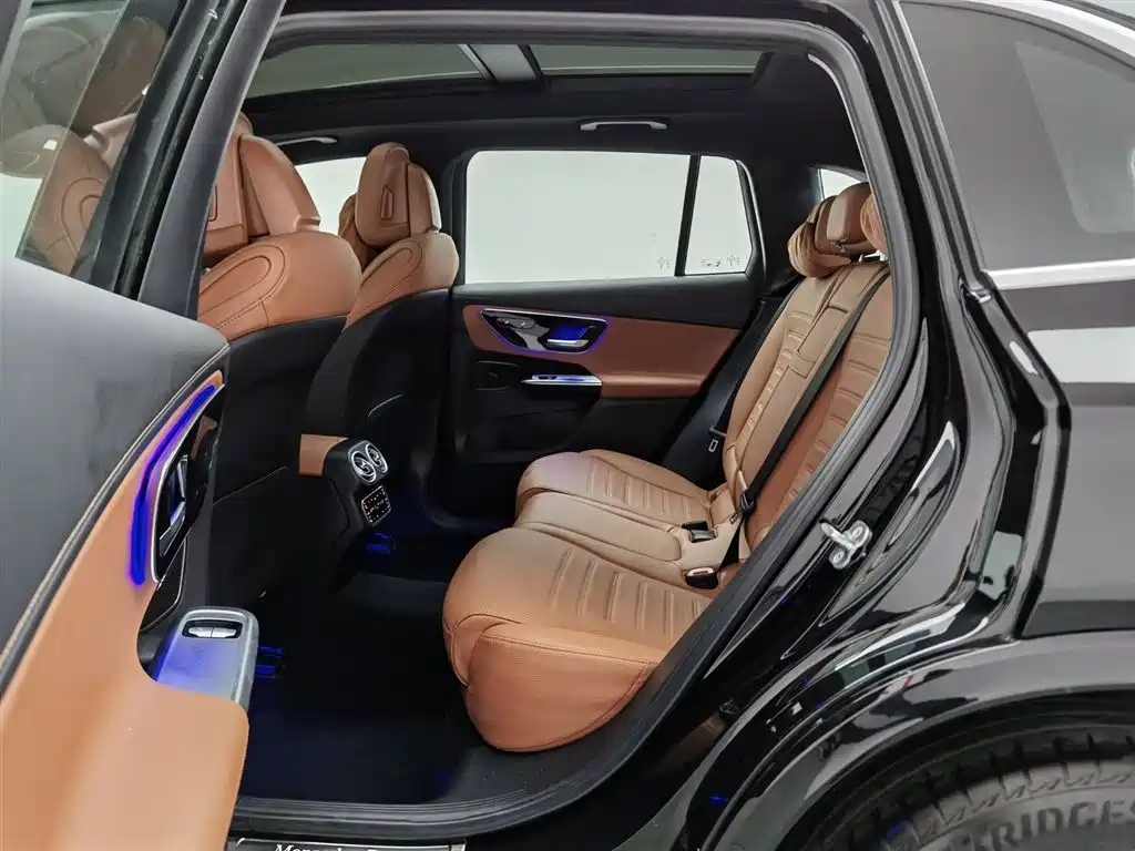 Mercedes-Benz GLC 2023 — фото 15