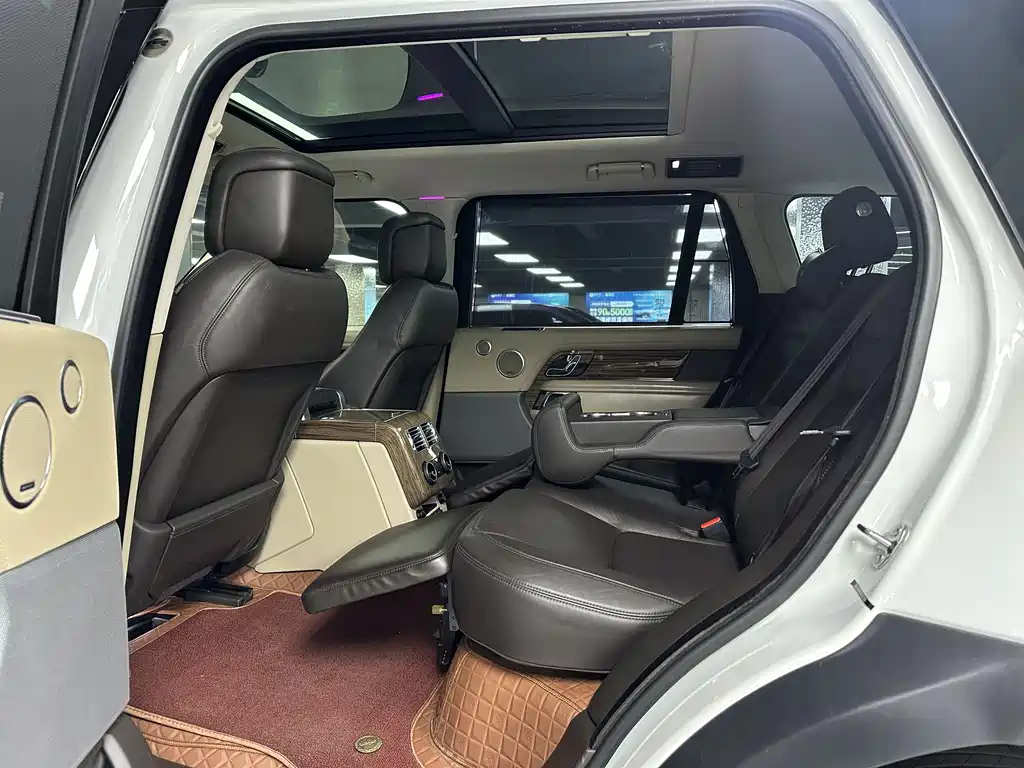 Land Rover Range Rover 2020 — фото 14