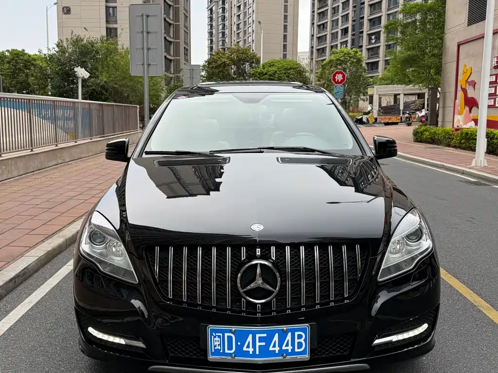 Mercedes-Benz R-Class 2012