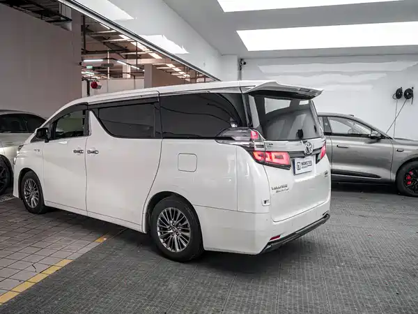 Toyota Vellfire 2021