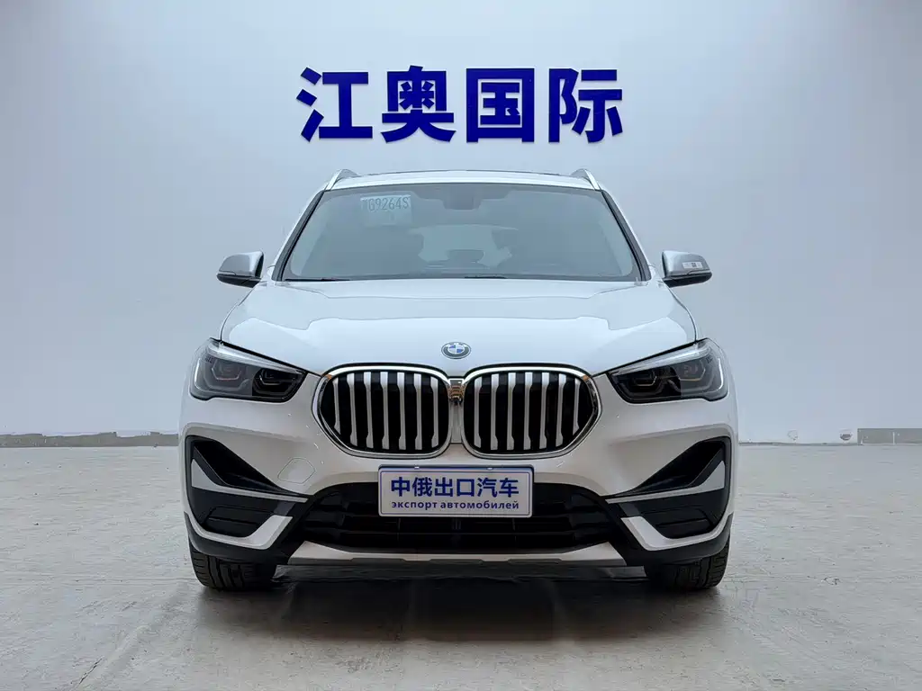 BMW X1 2022 — фото 2