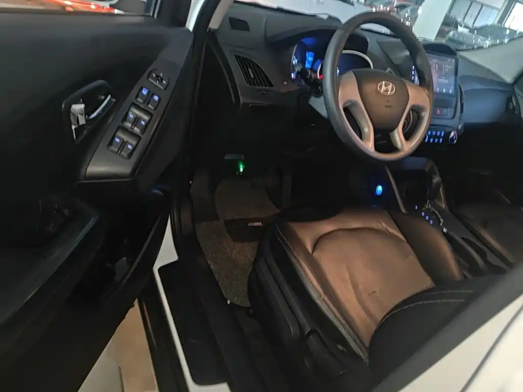 Hyundai ix35 2017 — фото 16