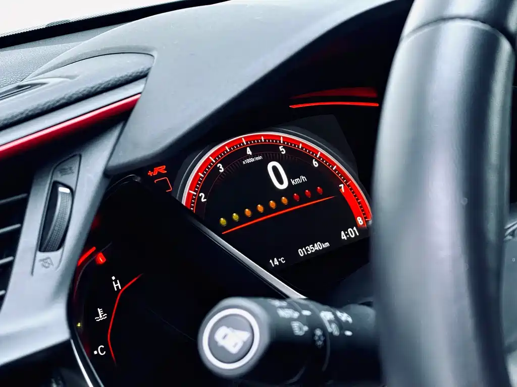 Honda Civic 2018 — фото 12