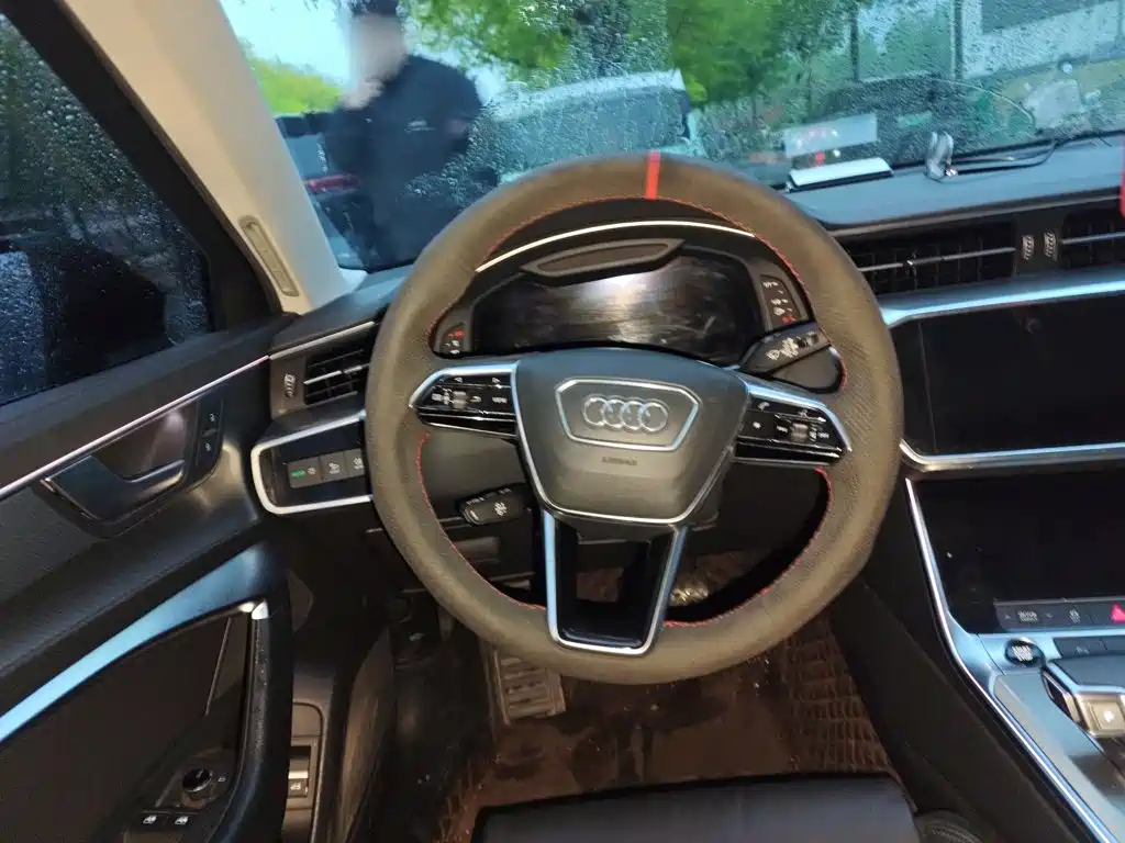 Audi A6L 2021