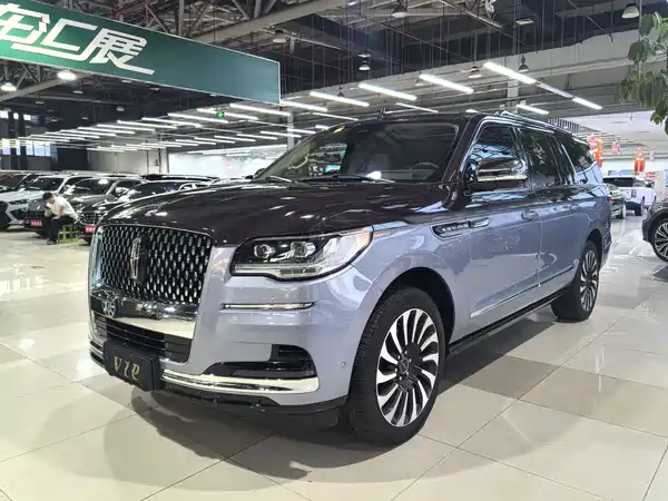 Lincoln Navigator One 2022
