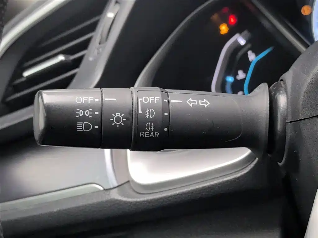 Honda Civic 2018 — фото 21