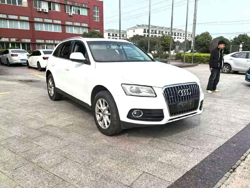 Audi Q5 2015 — фото 2