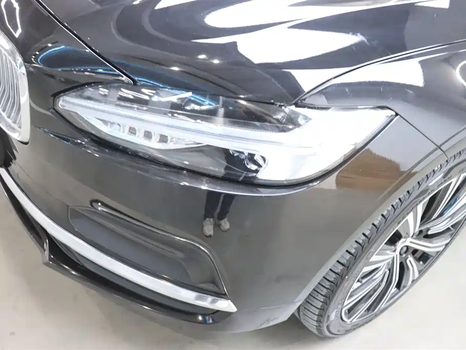 Volvo S90 2022 — фото 31
