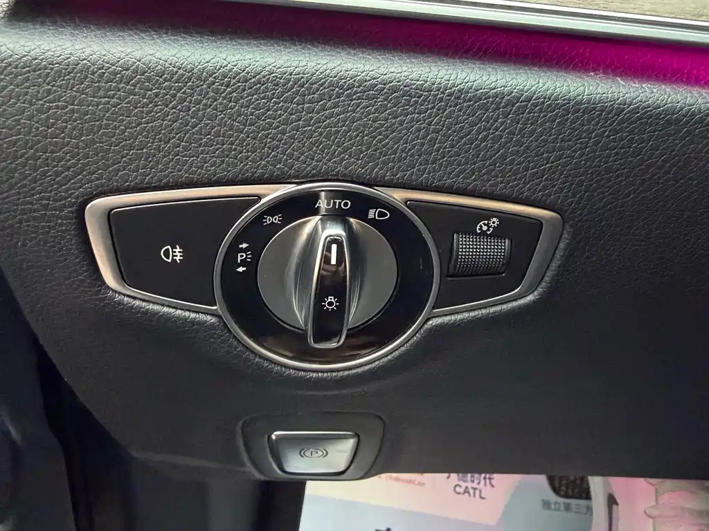 Mercedes-Benz E-Class 2016 — фото 14