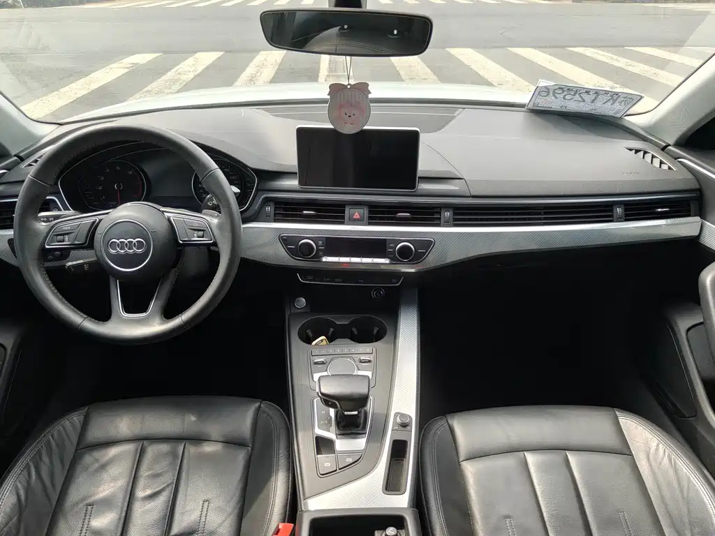 Audi A4L 2017 — фото 15