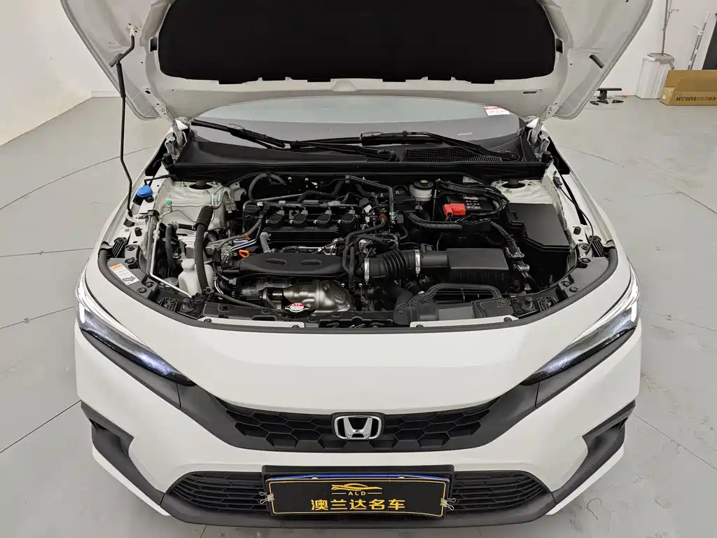 Honda Civic 2023 — фото 15