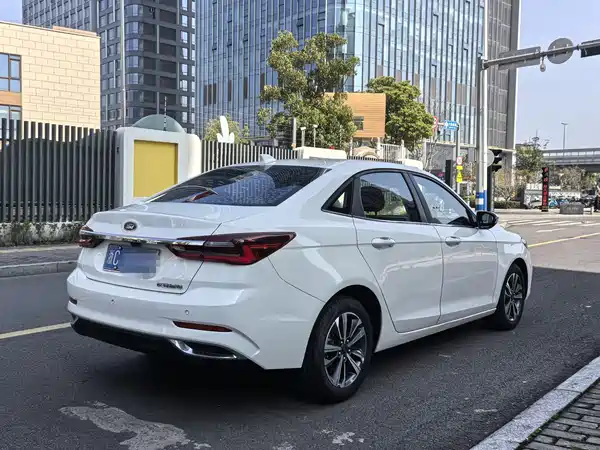 Ford Escort 2021
